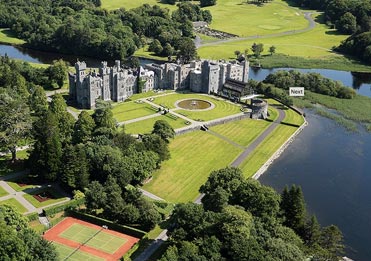 Castles & Manors